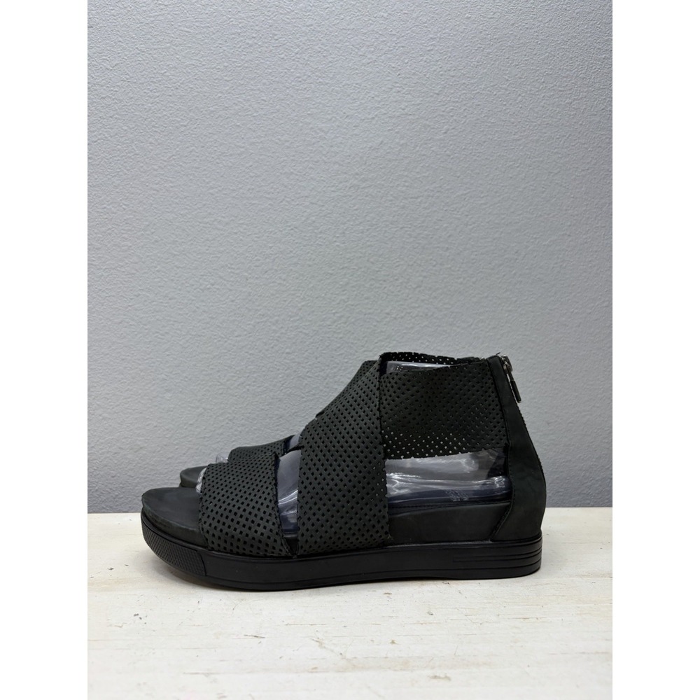 Eileen Fisher Black Leather Sport Sandals Size 9